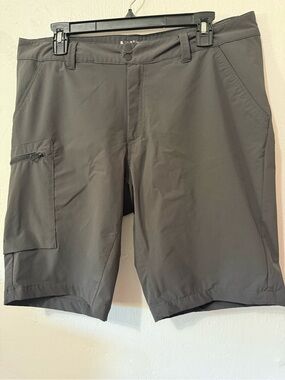 Helly Hansen Shorts Mens Large Gray Regular Fit Brono Softshell Outdoor